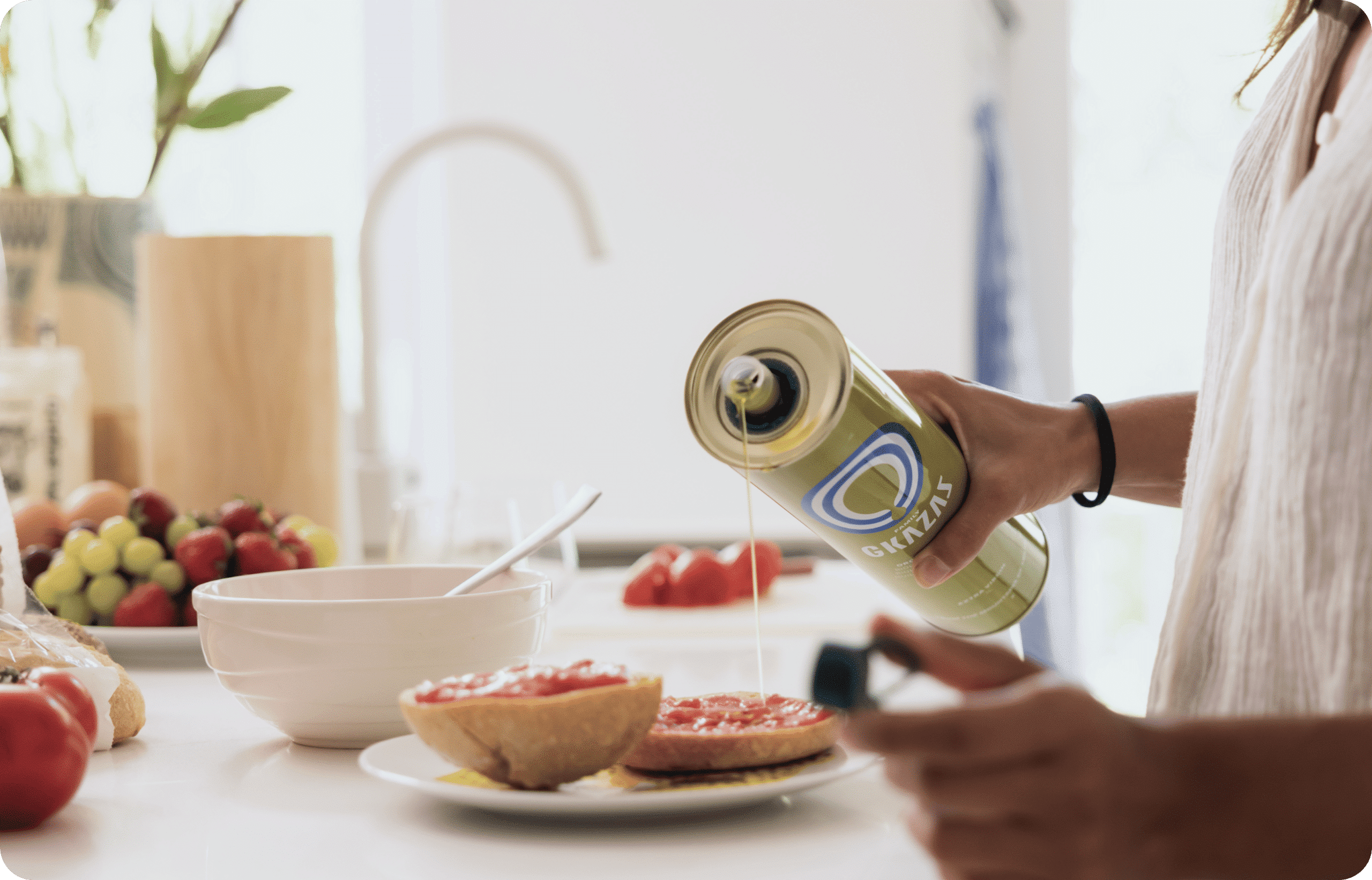 1 liter organic olive oil can