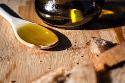 What should you watch out for when buying olive oil?